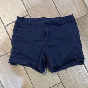 LILA RYAN Navy Women's Shorts / H110